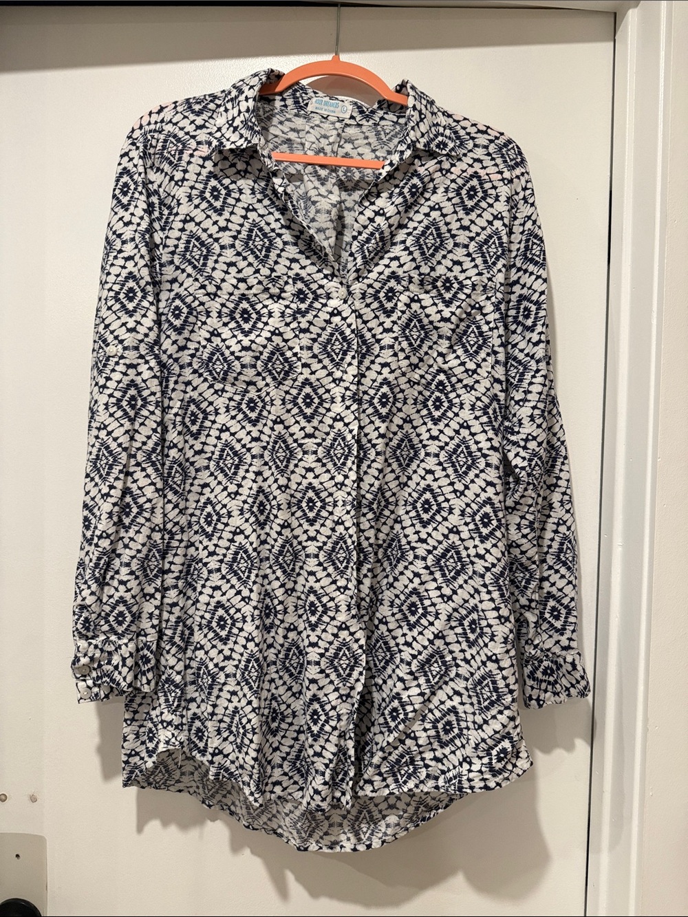 Women's Navy & White Printed Button-Up Shirt - Casual Collared Top